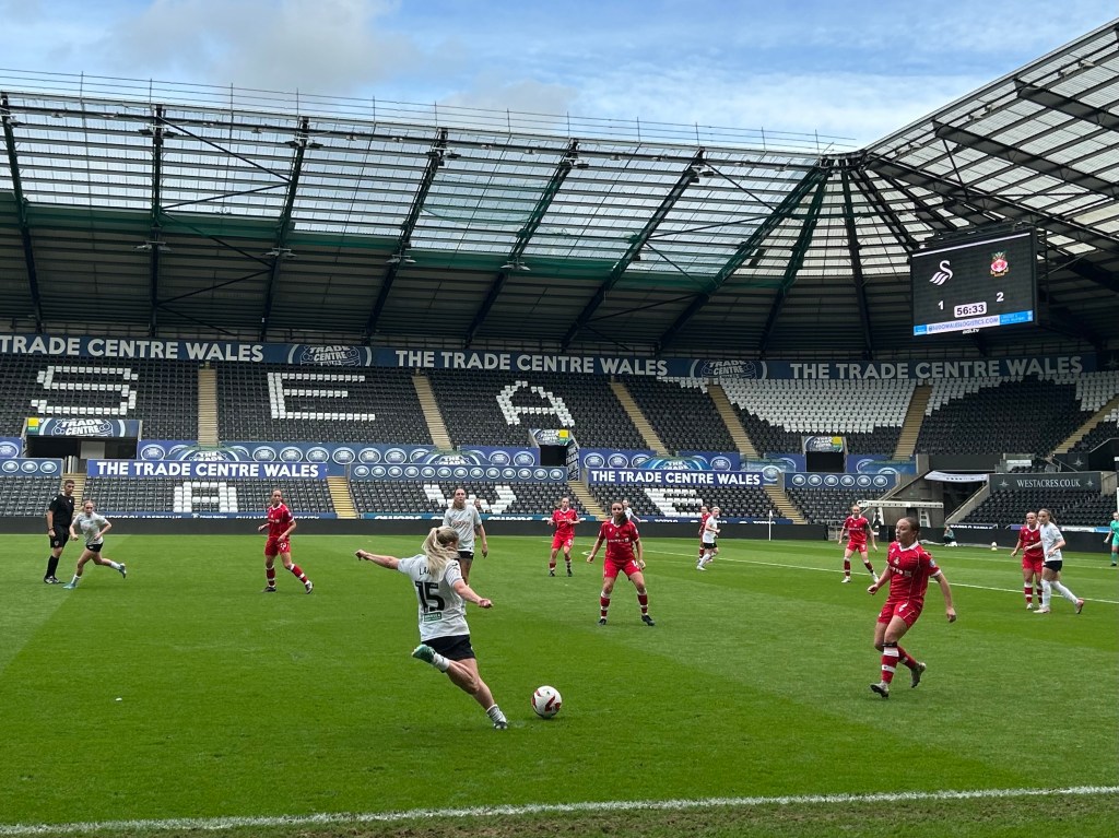 New defeat for Swansea women, Wrexham still top of the&nbsp;league